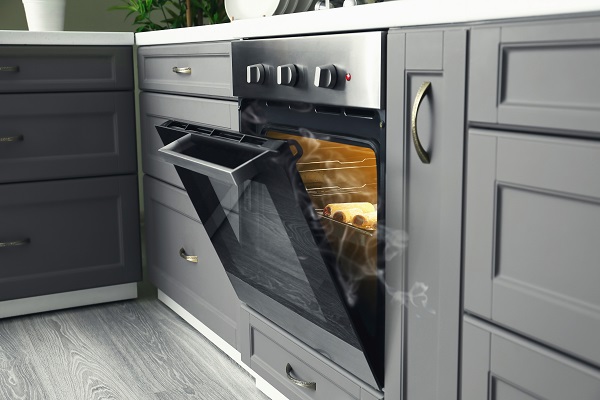 self-cleaning oven dangers